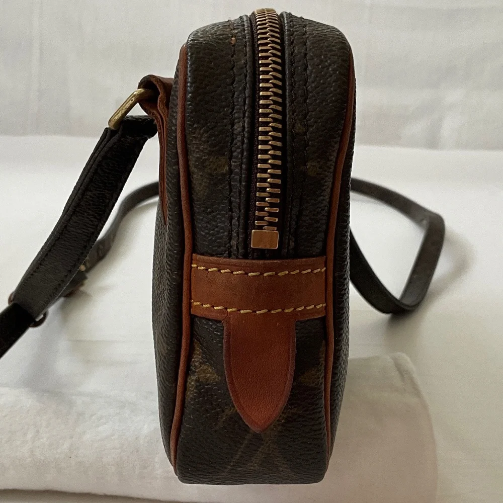Louis Vuitton excellent pre